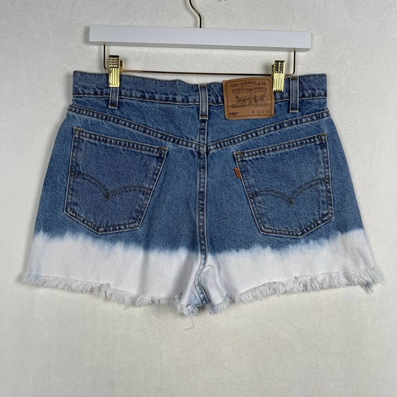 Vintage Levi's 550 Jean Short Cut Offs Orange Tab w/ Bleach Dyed Hem Women's 33 - Picture 2 of 9